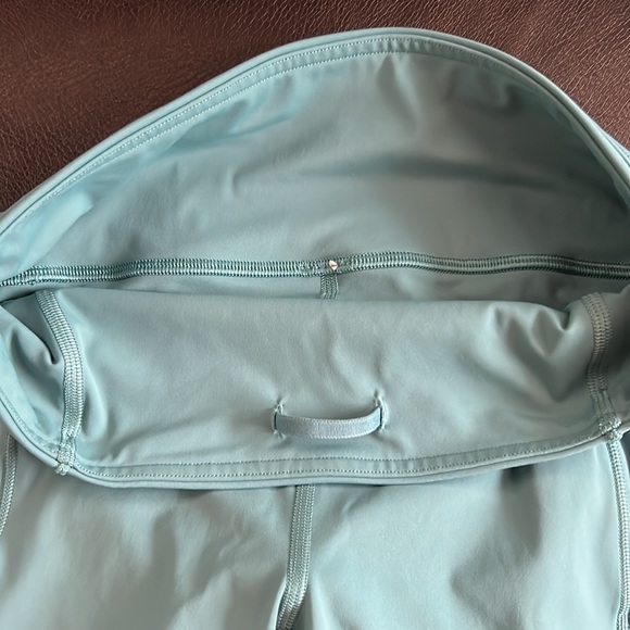 Lululemon Fast and Free High-Rise Tight 25" - Picture 7 of 8